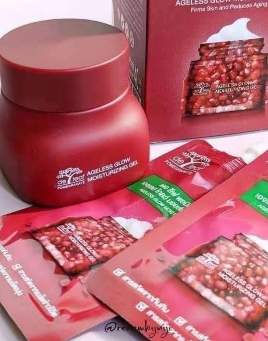De Leaf pomegrnate moisturizing gel